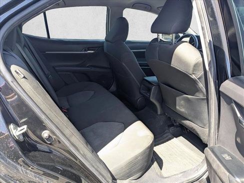 Used 2020 Toyota Camry LE w/ Carpet Mat Package FWD image 28