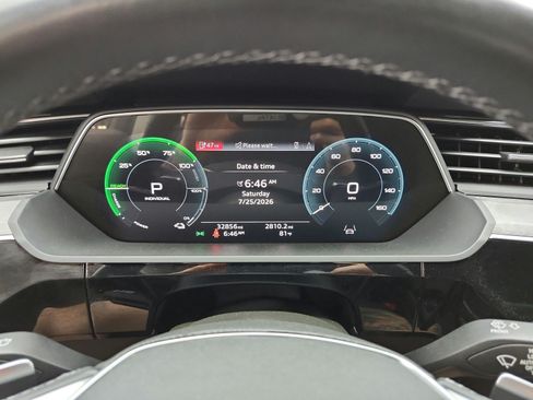 Used 2024 Audi Q8 e-tron Premium Plus w/ Premium Plus Package AWD/4WD image 9