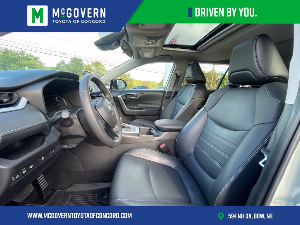 Used 2023 Toyota RAV4 XLE Premium AWD/4WD image 10