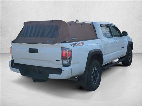 Used 2022 Toyota Tacoma TRD Off-Road image 5