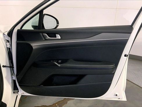 Used 2025 Kia K5 LXS FWD image 25