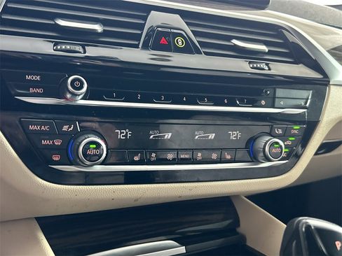 Used 2021 BMW 540i 540i w/ Premium Package image 31