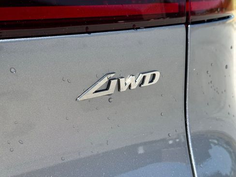New 2026 Genesis GV70 2.5T Advanced AWD/4WD image 16