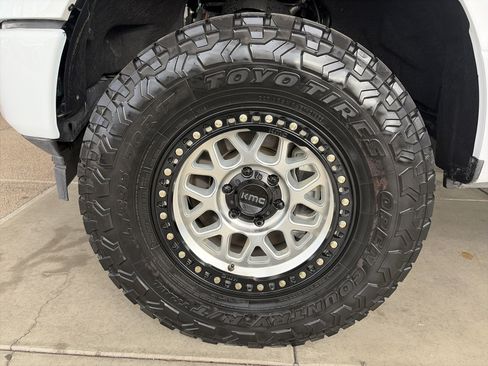 Used 2020 Ford F150 XL w/ Equipment Group 101A Mid AWD/4WD image 8