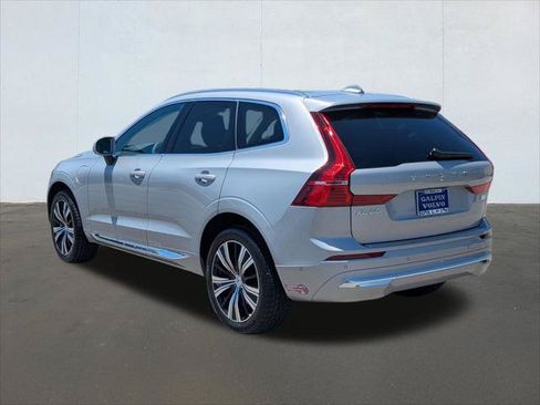 Used 2023 Volvo XC60 T8 Plus AWD/4WD image 3