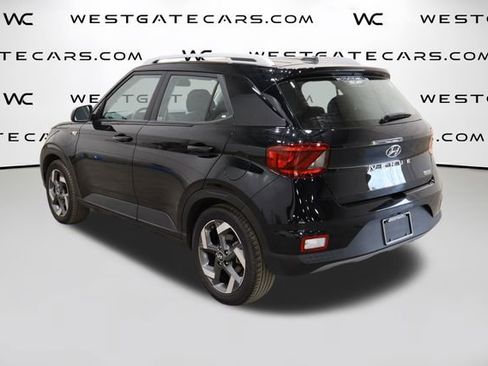 Used 2024 Hyundai Venue SEL image 37