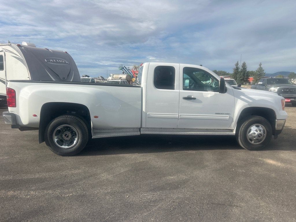 Used 2012 GMC Sierra 3500 SLE AWD/4WD image 25
