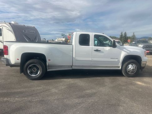 Used 2012 GMC Sierra 3500 SLE AWD/4WD image 25