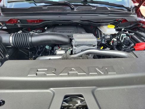 New 2026 RAM 1500 4x4 Crew Cab image 17
