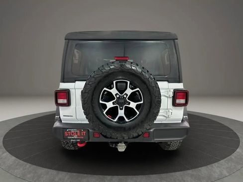 Used 2022 Jeep Wrangler Unlimited Rubicon w/ Cold Weather Group AWD/4WD image 4