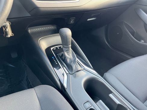 Used 2025 Toyota Corolla LE image 39