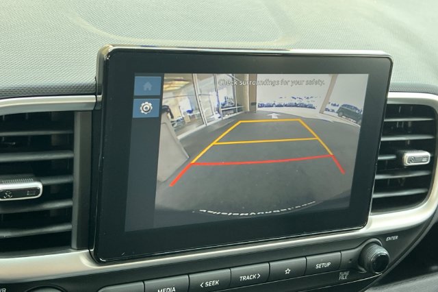 New 2026 Hyundai Venue SE FWD image 18