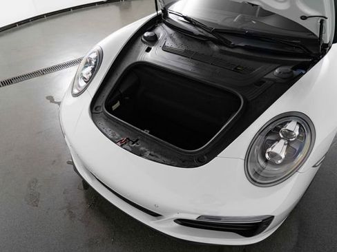 Used 2018 Porsche 911 Carrera 4S AWD/4WD image 26