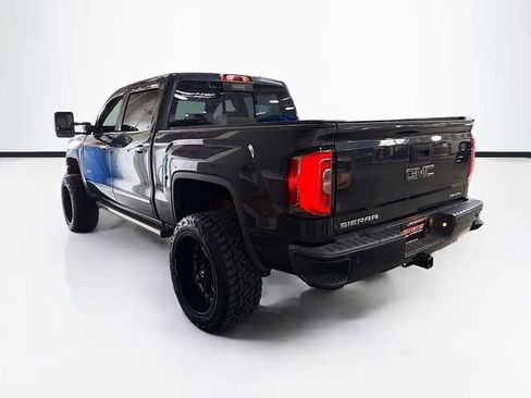 Used 2018 GMC Sierra 1500 Denali w/ Denali Ultimate Package AWD/4WD image 8