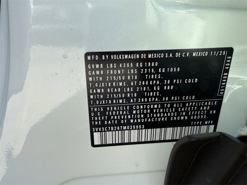 New 2026 Volkswagen Taos SE image 28