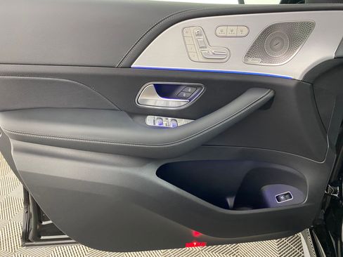 New 2026 Mercedes-Benz GLE 53 AMG 4MATIC Coupe image 11