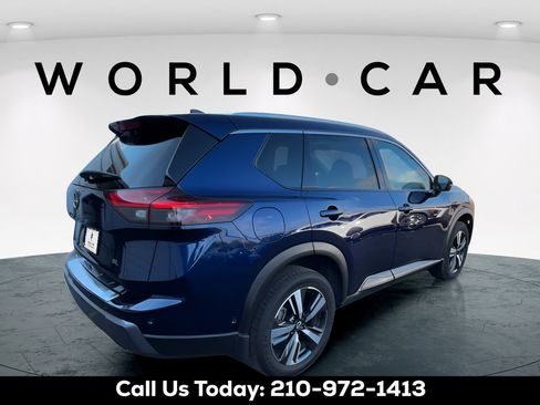 Used 2024 Nissan Rogue SL w/ SL Premium Package FWD image 7