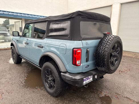 Certified 2021 Ford Bronco Black Diamond image 3