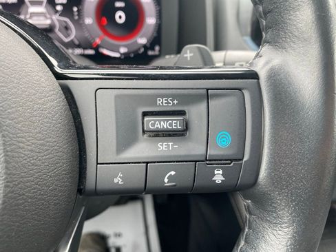 Used 2023 Nissan Rogue Platinum w/ Platinum Premium Package image 27