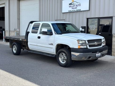 Used 2003 Chevrolet Silverado 2500 LS RWD image 1