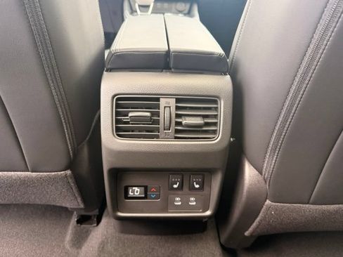 New 2026 Nissan Rogue Platinum w/ Platinum Premium Package AWD/4WD image 20