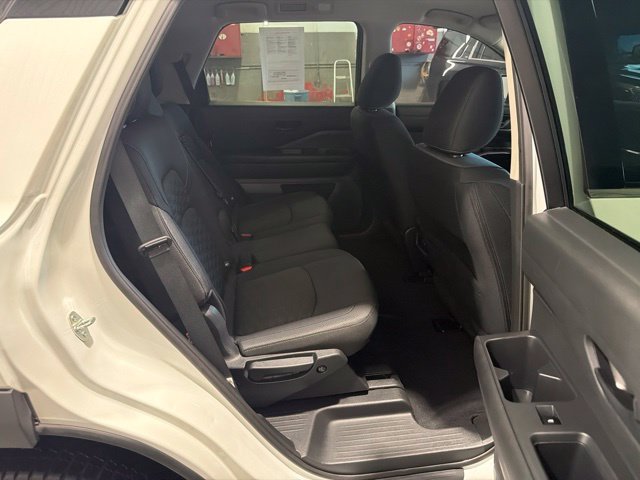 Certified 2024 Nissan Pathfinder SV AWD/4WD image 13