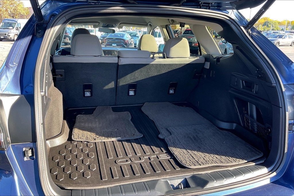 Used 2020 Subaru Outback Premium AWD/4WD image 31