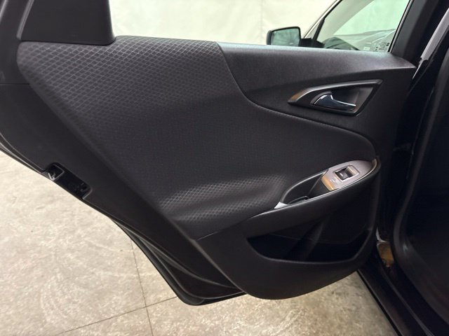 Used 2023 Chevrolet Malibu LT FWD image 19