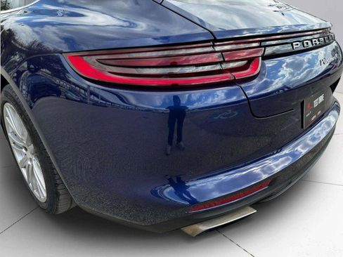 Used 2020 Porsche Panamera 4 image 14