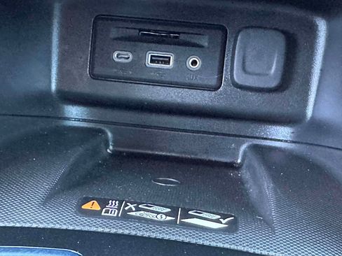 Certified 2024 Chevrolet Equinox Premier image 14