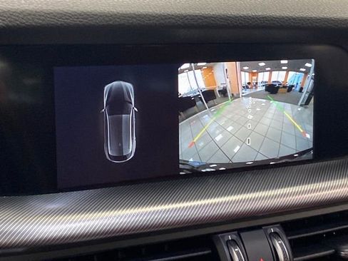 Used 2024 Alfa Romeo Stelvio Ti w/ Performance Driving Package image 12