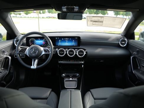 New 2026 Mercedes-Benz CLA 250 image 18