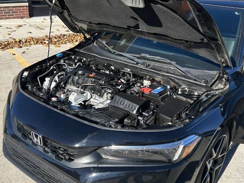 Used 2023 Honda Civic Sport image 28