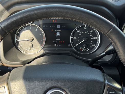 Used 2024 Nissan Titan Platinum Reserve w/ Moonroof Package image 22