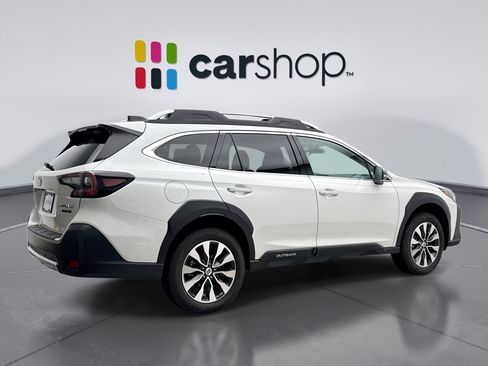 Used 2024 Subaru Outback Touring AWD/4WD image 5