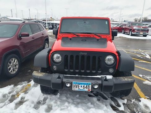 Used 2017 Jeep Wrangler Sport image 3