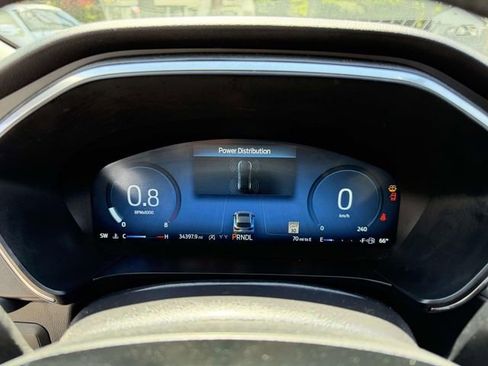 Used 2024 Ford Escape Platinum AWD/4WD image 26