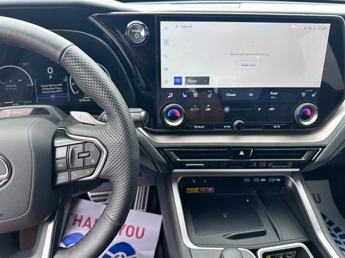 Used 2025 Lexus TX 500h AWD w/ Technology Package image 24
