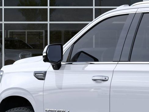 New 2026 GMC Yukon XL Denali Ultimate image 13