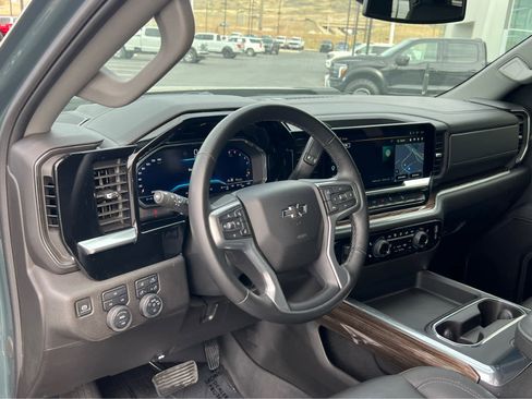 Used 2025 Chevrolet Silverado 2500 LT w/ Trail Boss Package image 27