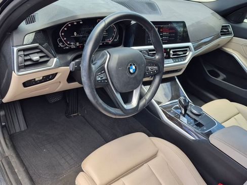 Used 2020 BMW 330i Sedan w/ Convenience Package RWD image 3
