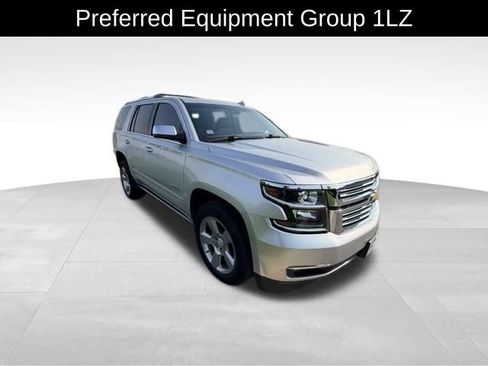 Used 2020 Chevrolet Tahoe Premier AWD/4WD image 5