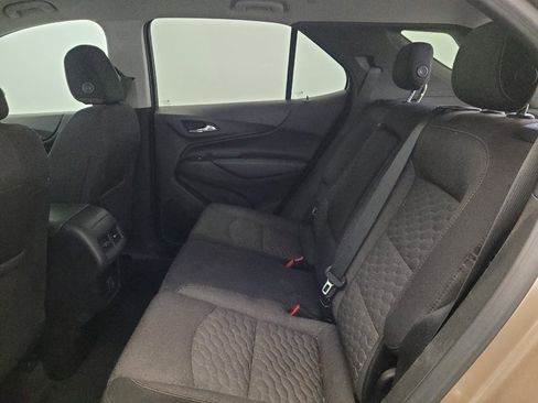 Used 2019 Chevrolet Equinox LT AWD/4WD image 18