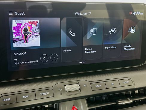Used 2025 Kia K4 FWD image 21