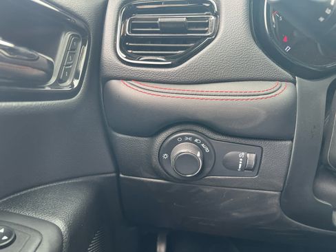 Used 2024 Dodge Durango GT image 18