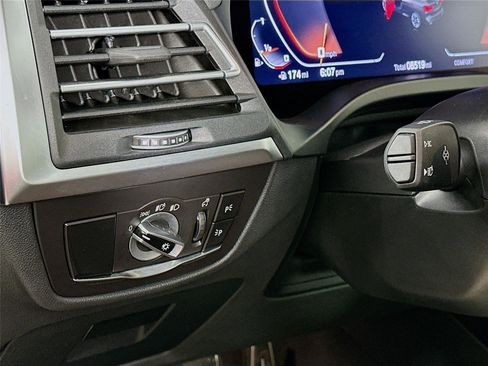 Certified 2024 BMW X3 M40i image 10