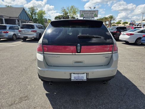 Used 2007 Lincoln MKX AWD image 5