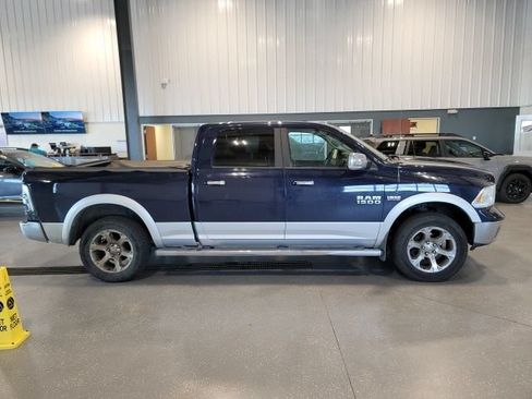 Used 2014 RAM 1500 Laramie w/ Convenience Group AWD/4WD image 8