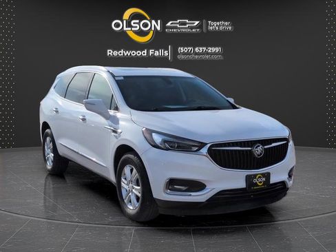 Used 2019 Buick Enclave Essence image 3
