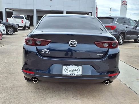 Used 2020 MAZDA MAZDA3 Sedan w/ Select Package FWD image 6